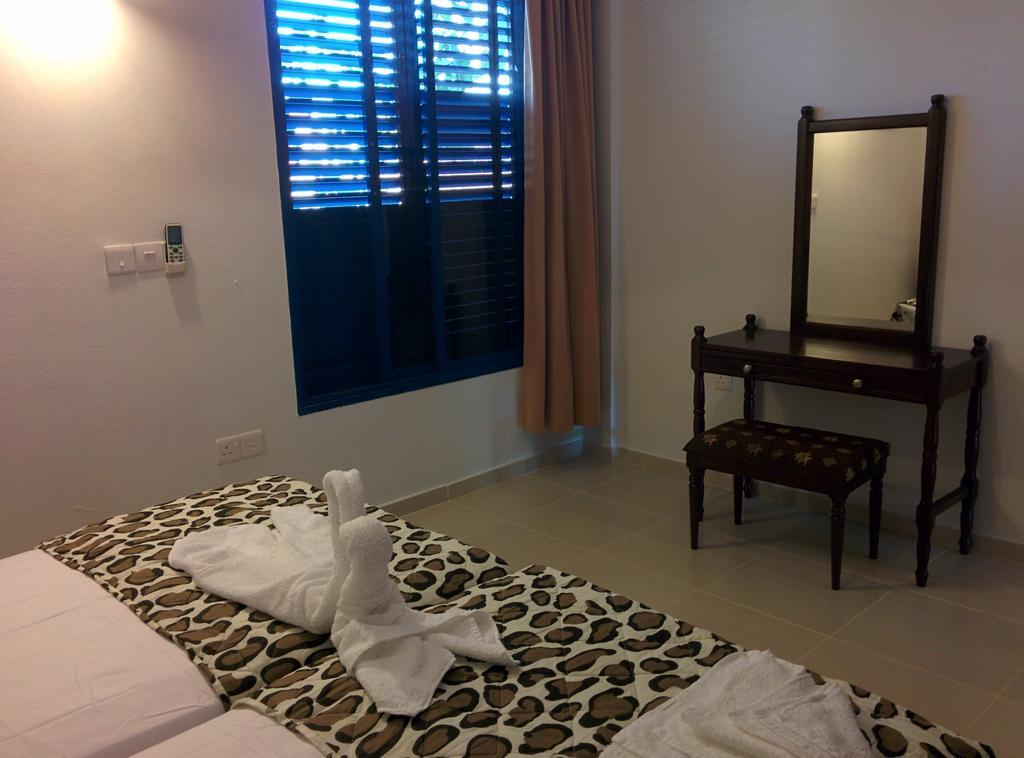 Zoe'S Court Aparthotel Klorakas Ngoại thất bức ảnh